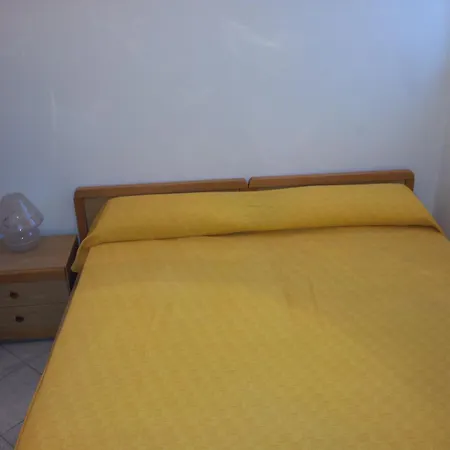 Mare Blu Baia Будинок відпочинку *